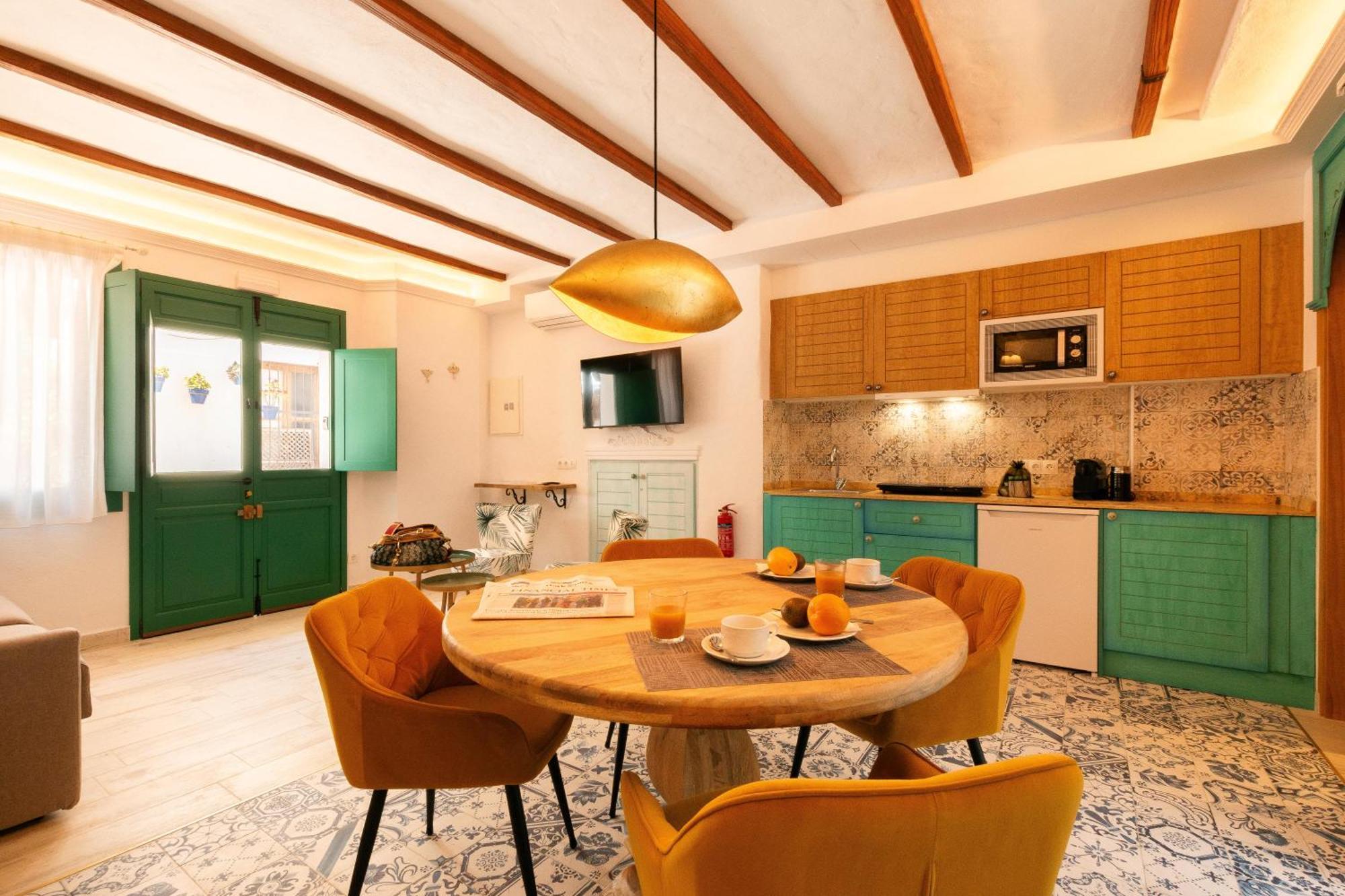 Casa Esmeralda - Luxury Boutique Apartments Old Town Estepona Bagian luar foto