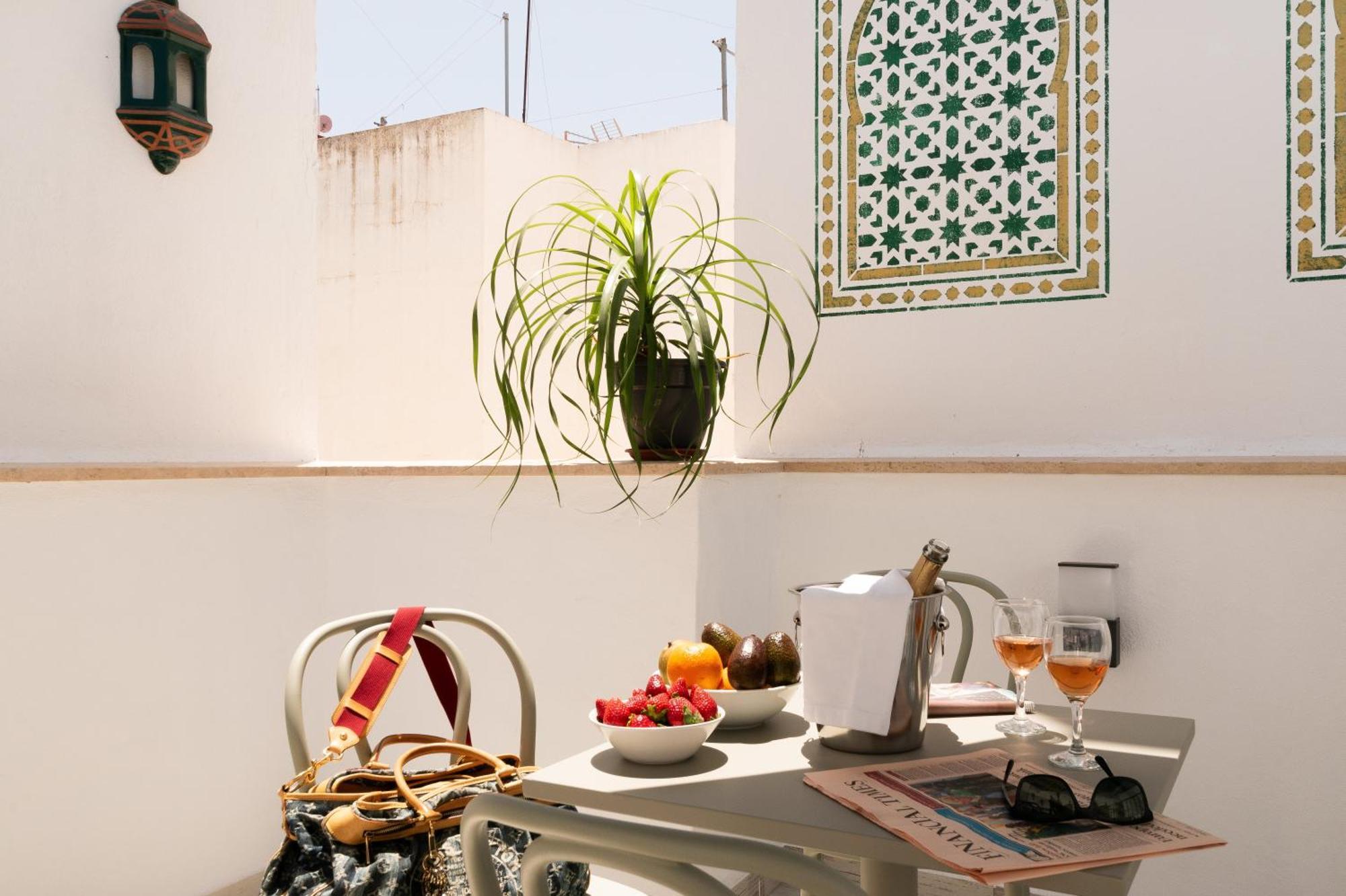 Casa Esmeralda - Luxury Boutique Apartments Old Town Estepona Bagian luar foto