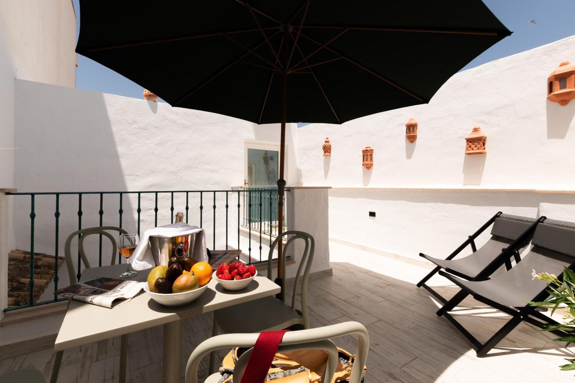 Casa Esmeralda - Luxury Boutique Apartments Old Town Estepona Bagian luar foto
